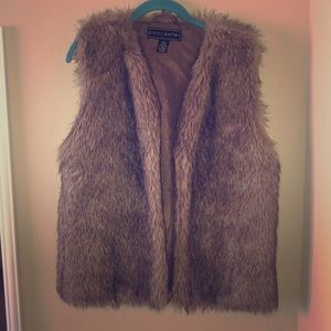 Fur vest